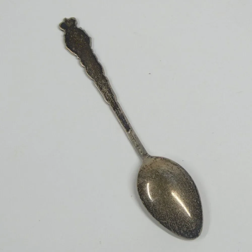 Victoria BC Canada Sterling Silver Souvenir Spoon w/ Enamel Maple Leaf Vintage